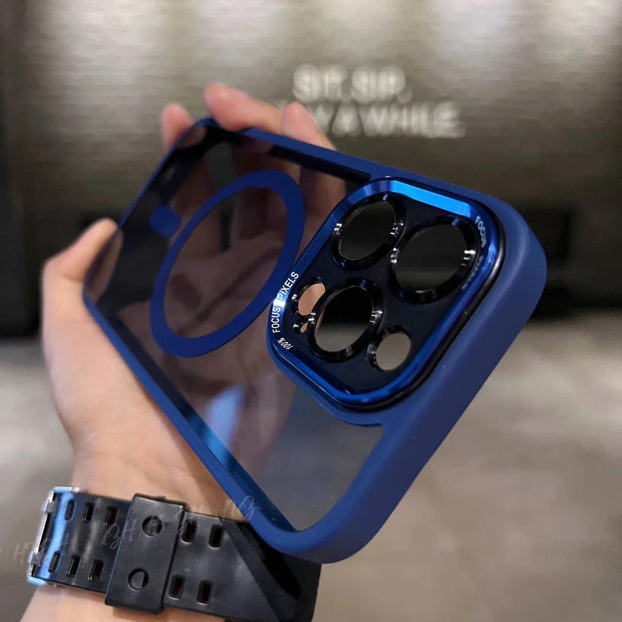 Luxury Silicone Phone Case, Magnetic and Wireless Charging, Camera Lens Bumper Protection Case For iPhone.