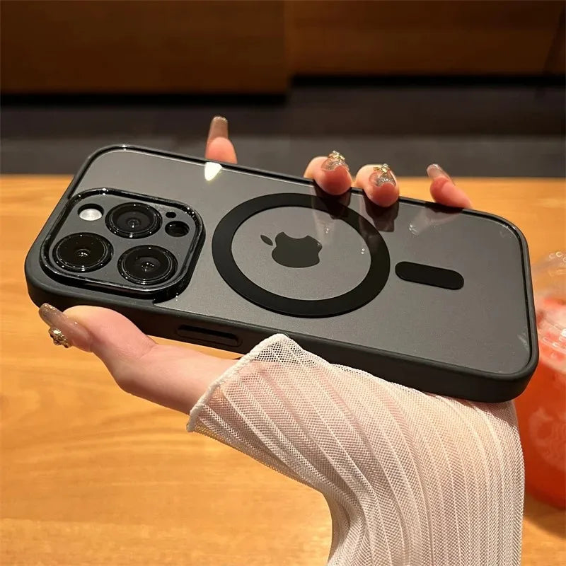 Luxury Silicone Case for iPhone, Wireless And Magnetic Charge Case, Camera Protection, Transparent Design